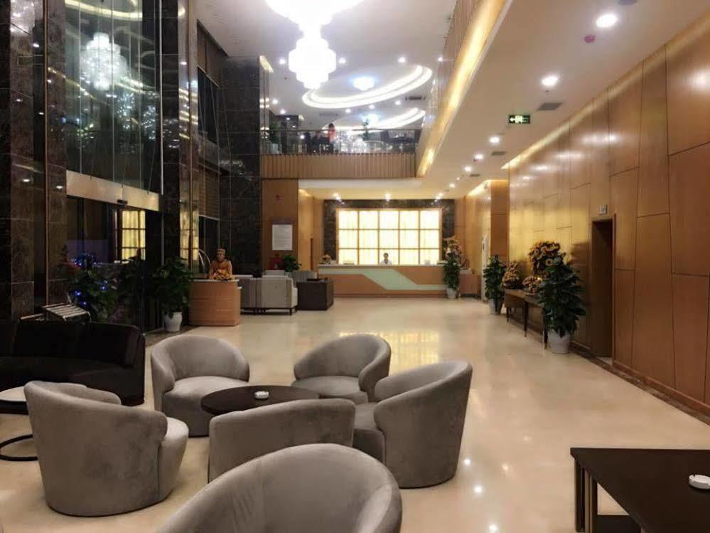 Muong Thanh Cua Dong Hotel Vinh Exterior photo